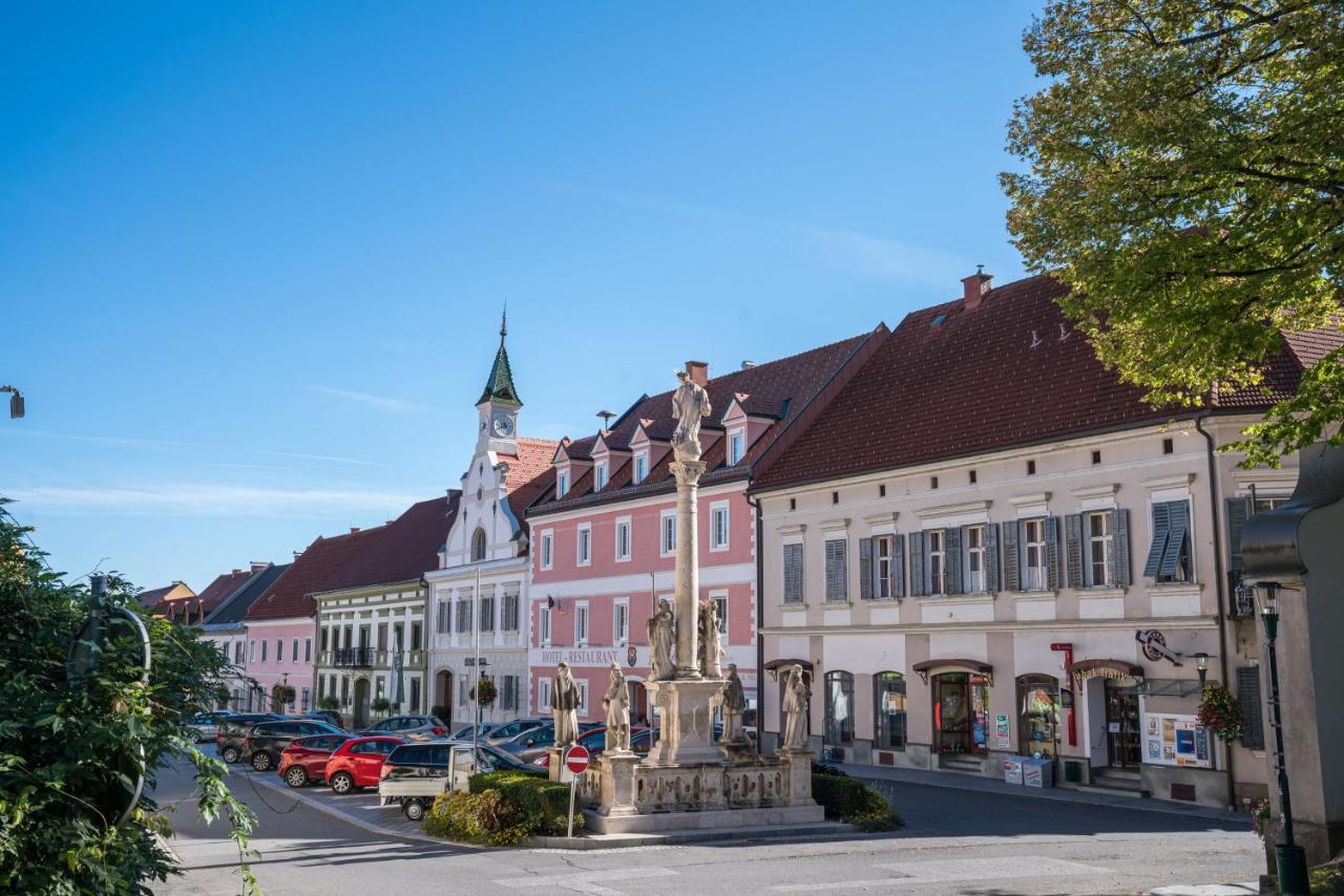 Hotel Restaurant Zum Schwan Schwanberg Exterior photo