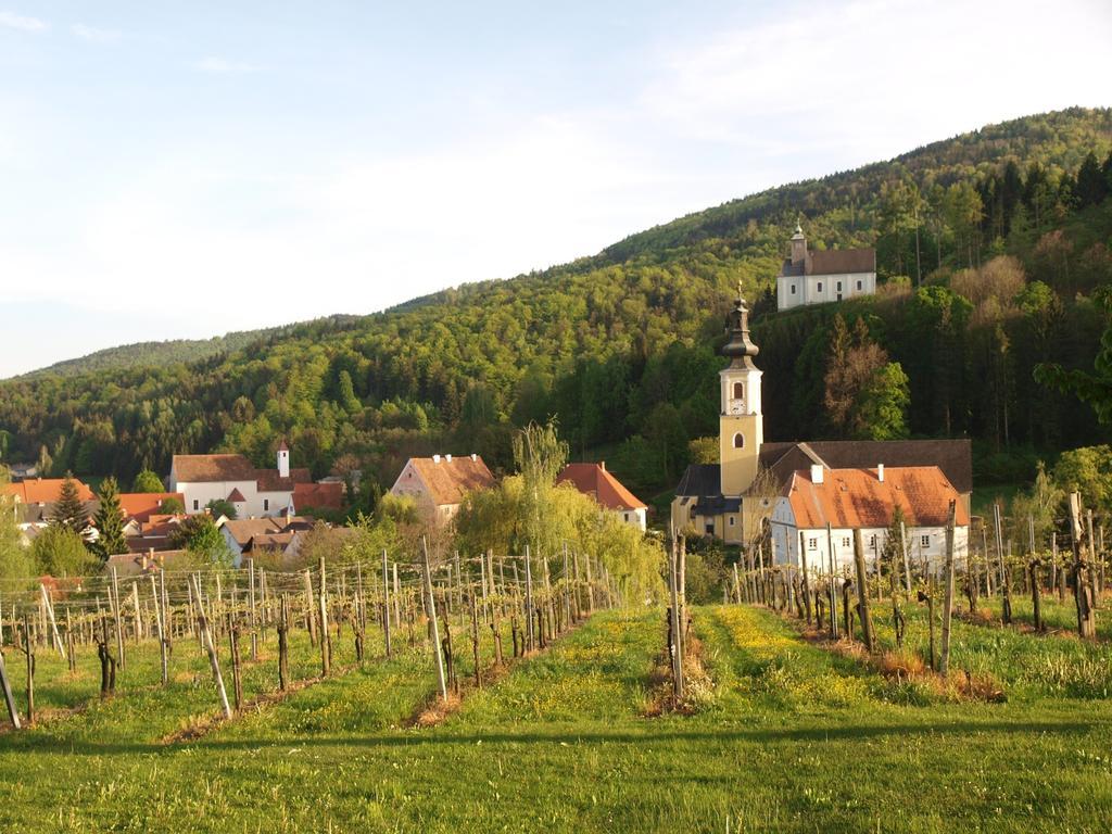 Hotel Restaurant Zum Schwan Schwanberg Exterior photo
